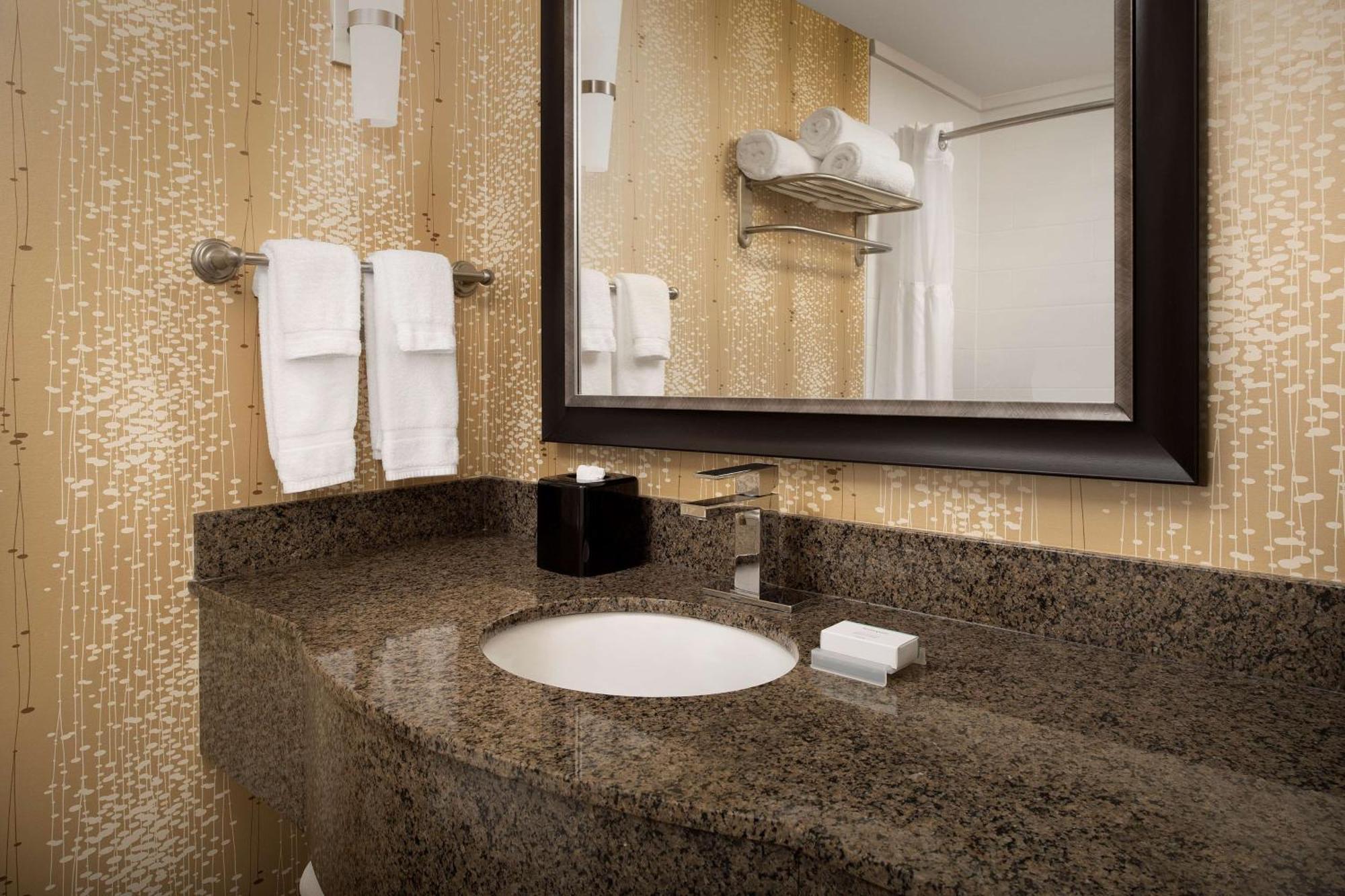 Hilton Garden Inn Charlotte/Mooresville Exteriér fotografie